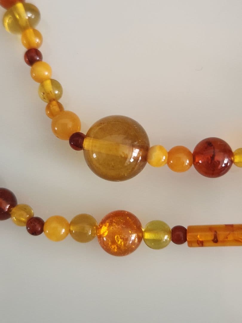 ラストセール！バルティックアンバーネックレス(琥珀)　ミックスサイズ　輸入