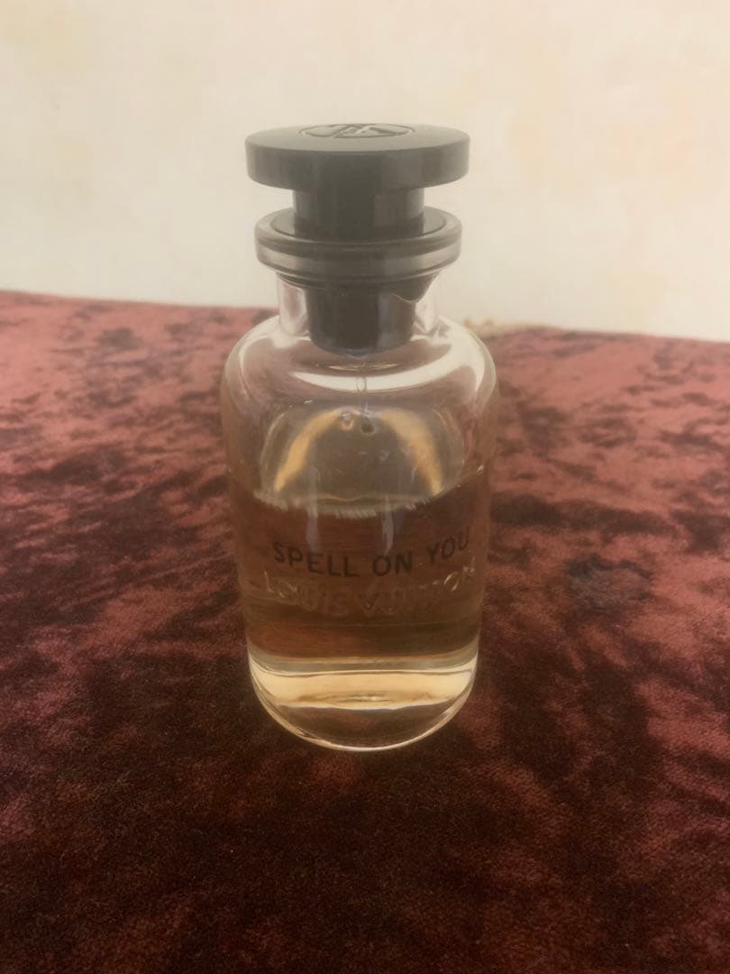 R*O様 激安‼️ルイヴィトン香水100mlアトマイザー付き