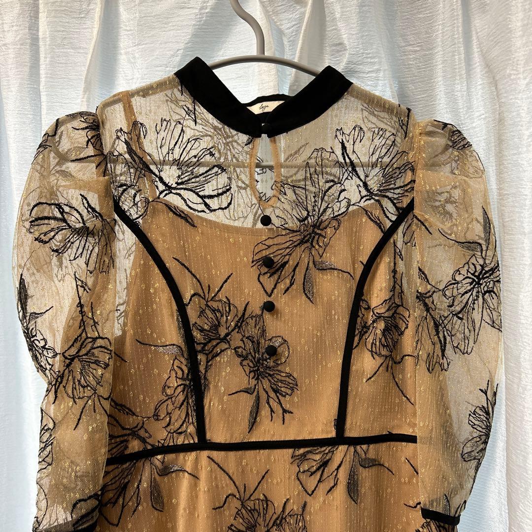 Leja配色パイピングプチハイネック花柄刺繍ラメレースロング丈ドレスワンピース