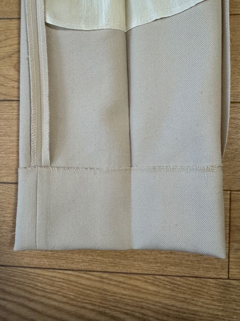 NEAT スタンダード オフホワイト 薄ベージュ　サイズ44