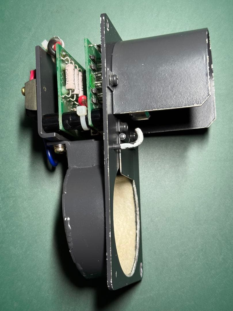 鉄道部品 鉄道廃品 閉じめ知らせ灯・懐中時計置き・鉄道時計置き