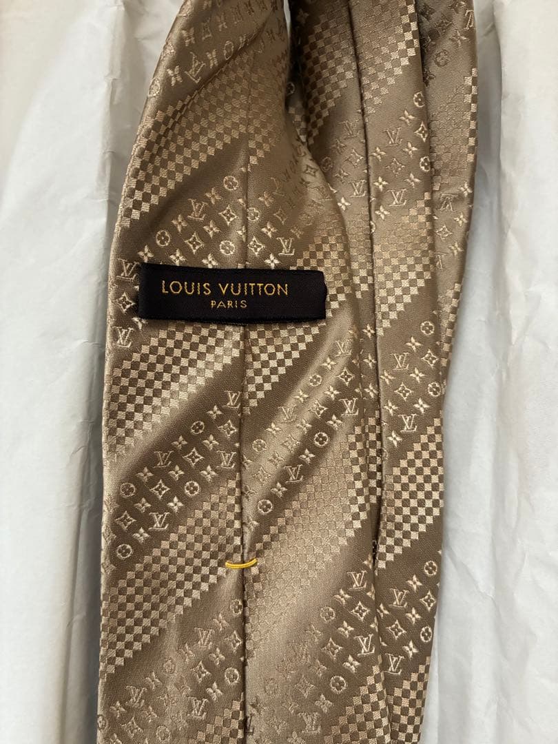 Louis Vuitton シルク　ネクタイ ベージュ
