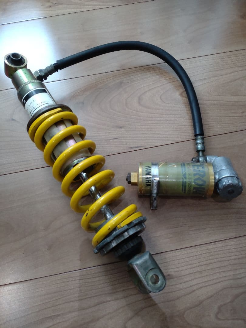 セロー225W / SEROW225W リアサスペンション （TW200）