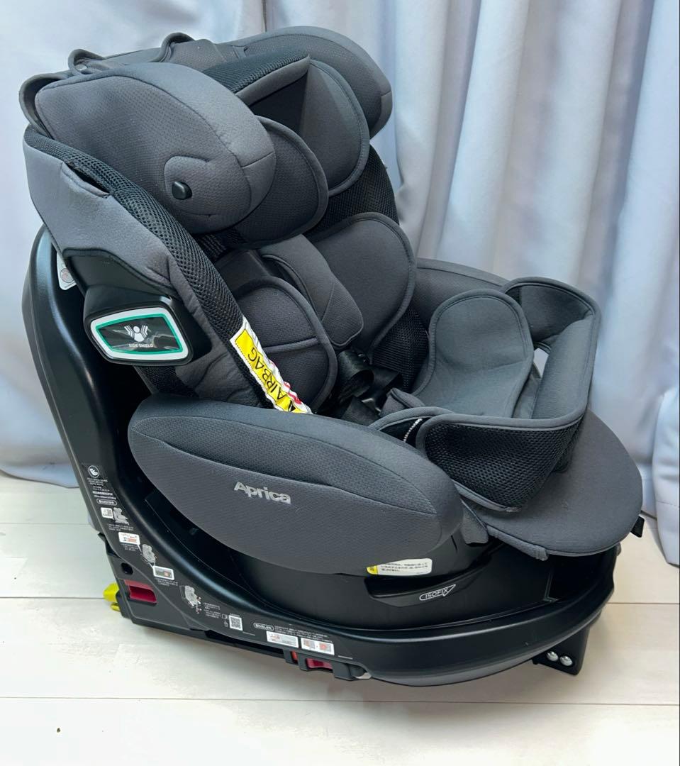 アップリカ　フラディアグロウ　ISOFIX　セーフティプラス　プレミアム