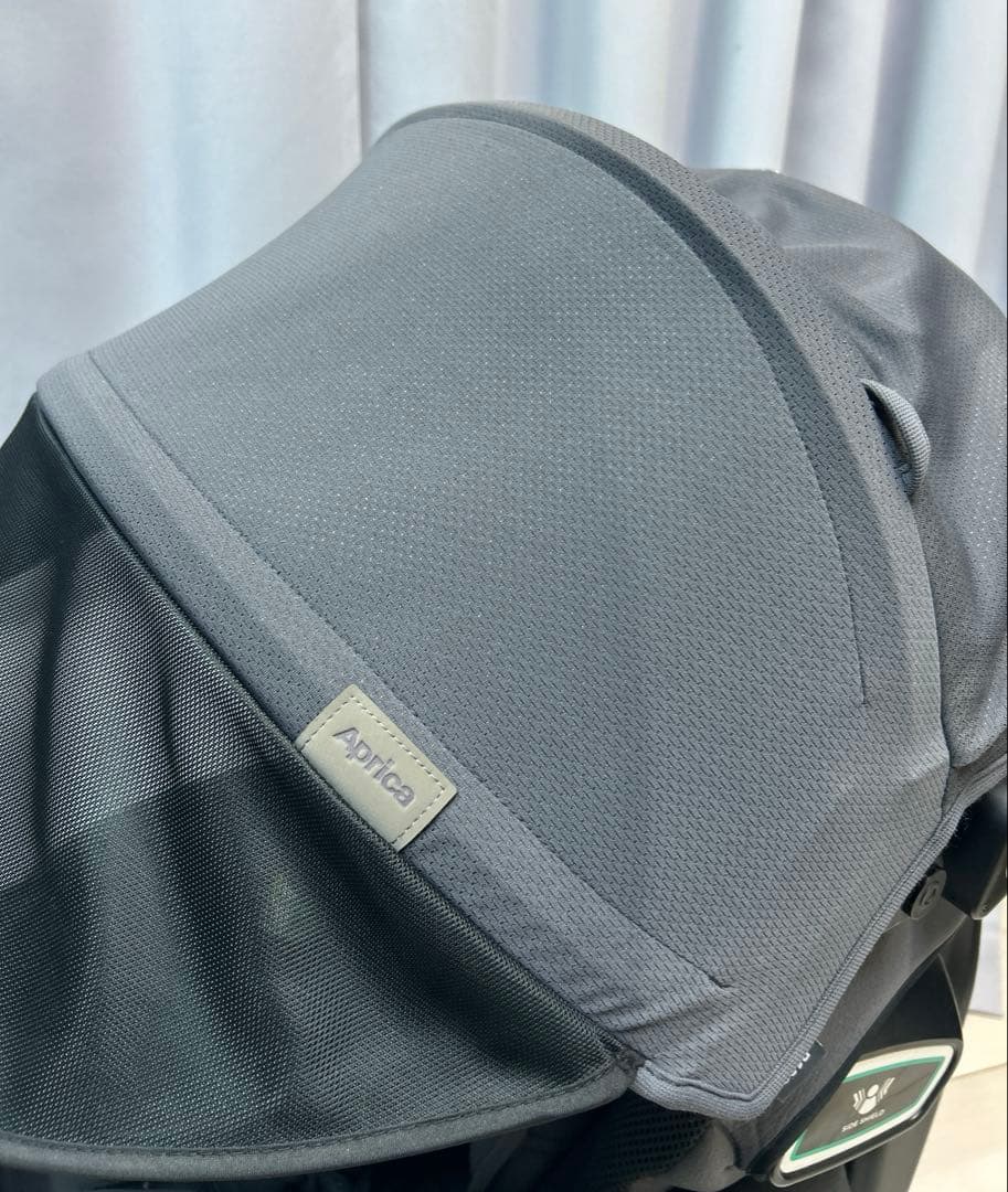 アップリカ　フラディアグロウ　ISOFIX　セーフティプラス　プレミアム