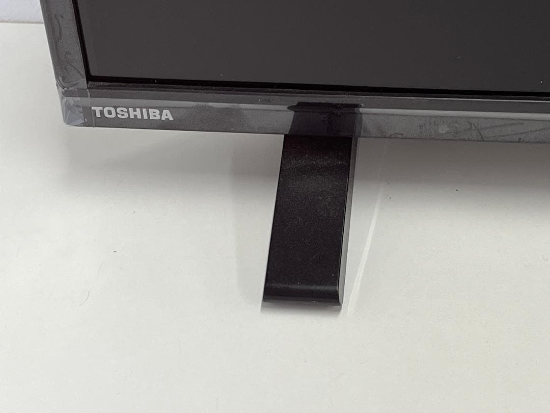 TOSHIBA 32型 液晶テレビ 本体