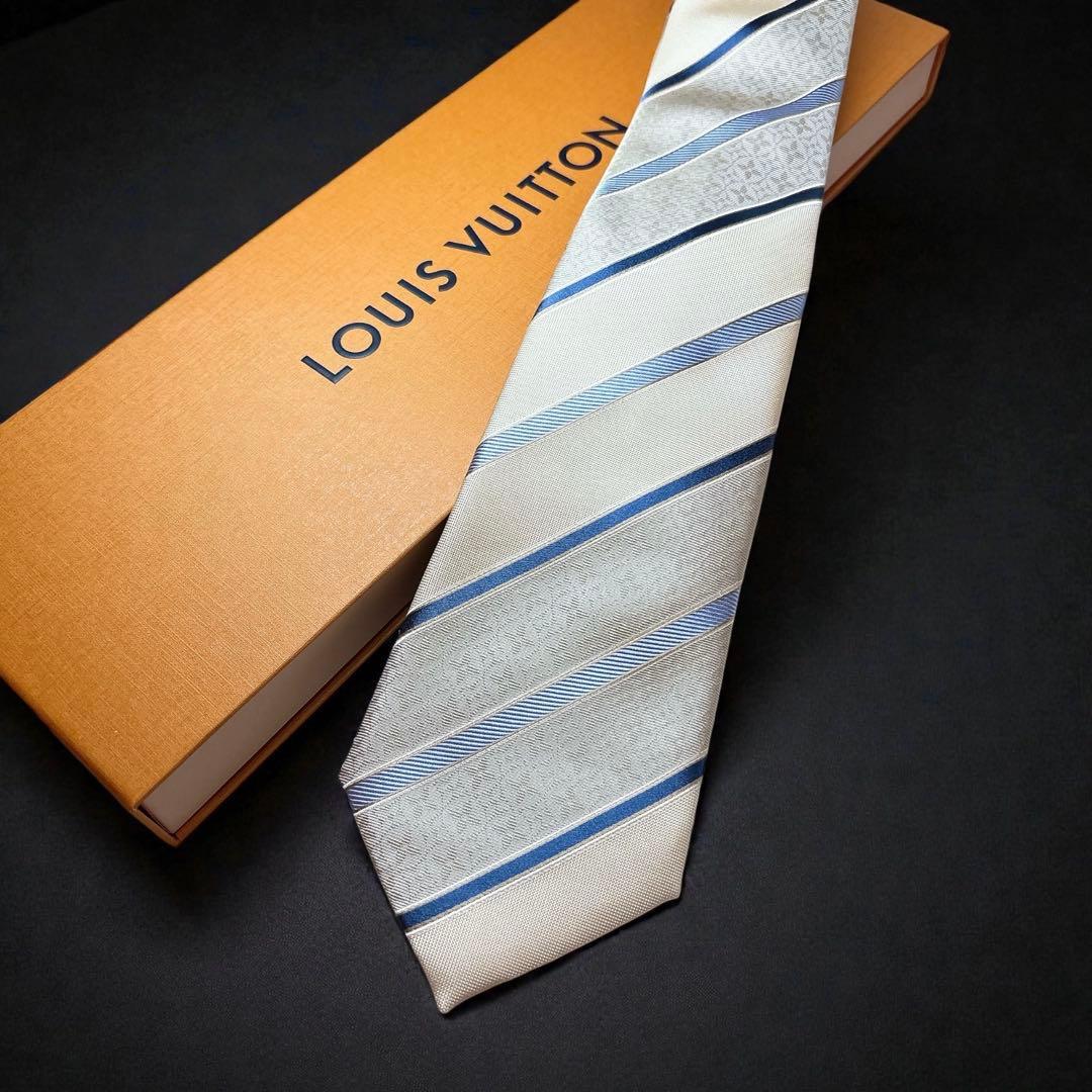 箱付 未使用 ルイヴィトン モノグラム シルク ネクタイ 光沢 アイボリー