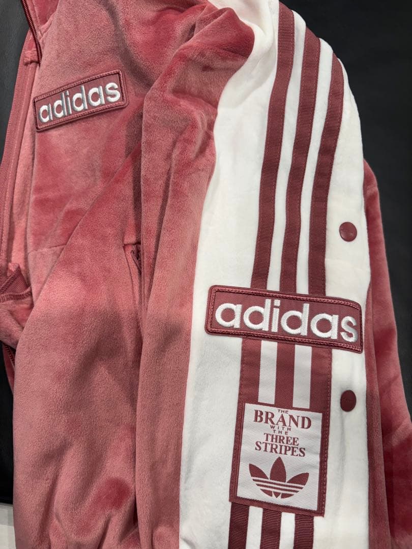 adidas W ADIBREAK VELOUR TT　ABC-MART限定