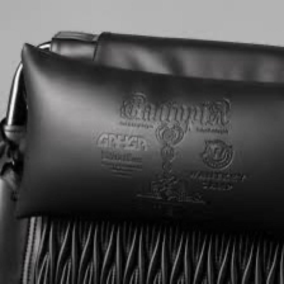 GAHGA GAHTOPIA ハイバック チェア本体　張替シート&肘掛　黒刺繍