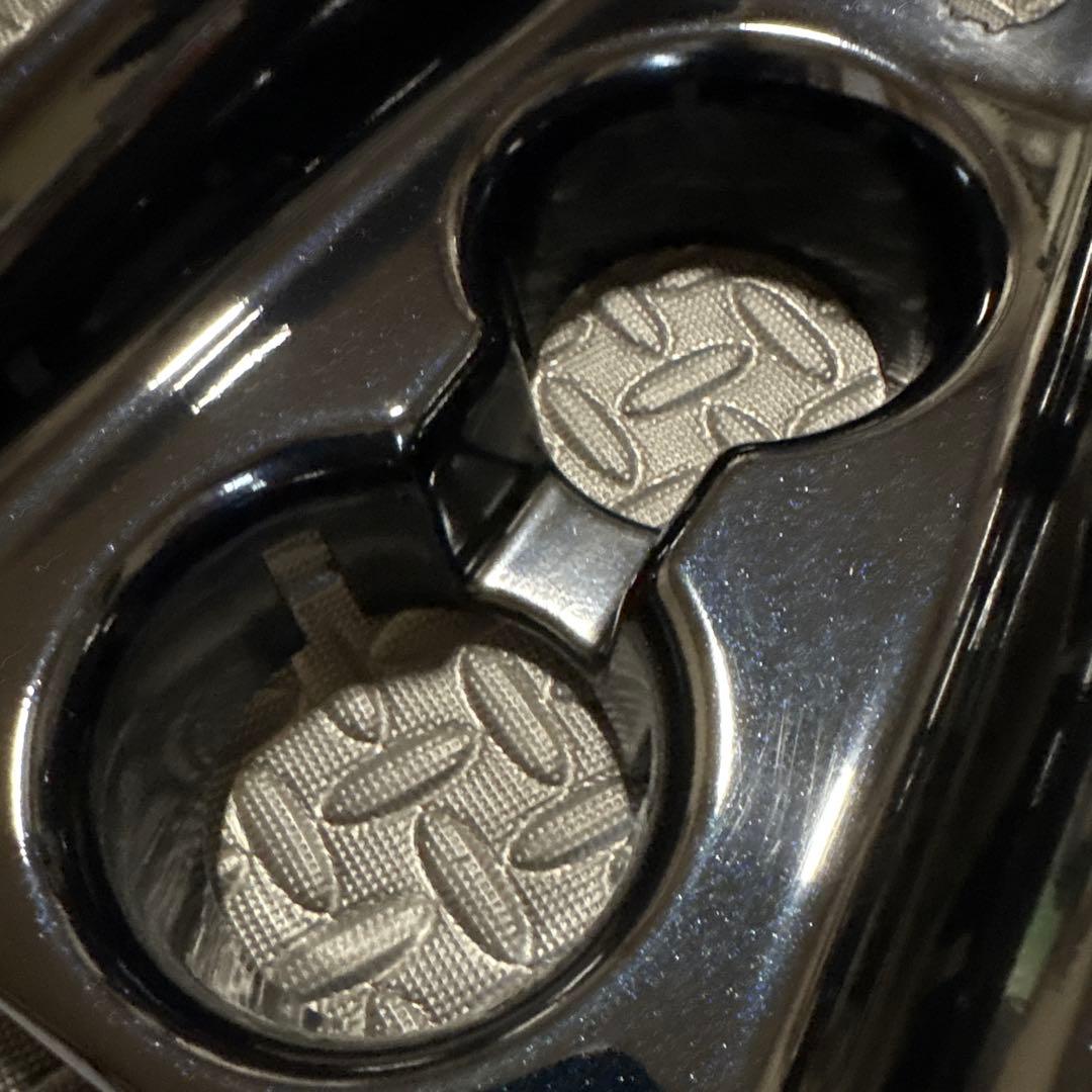 トヨタ プリウス 50 後期 純正センターコンソール　パネル　塗装品　おまけ付き