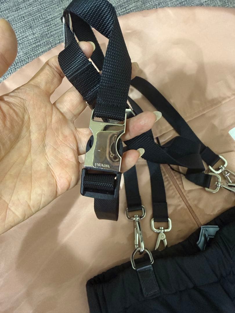 プラダ Prada ポーチ付 Re Nylon サスペンダーパンツ