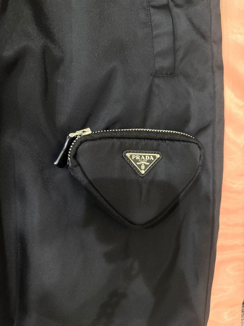 プラダ Prada ポーチ付 Re Nylon サスペンダーパンツ