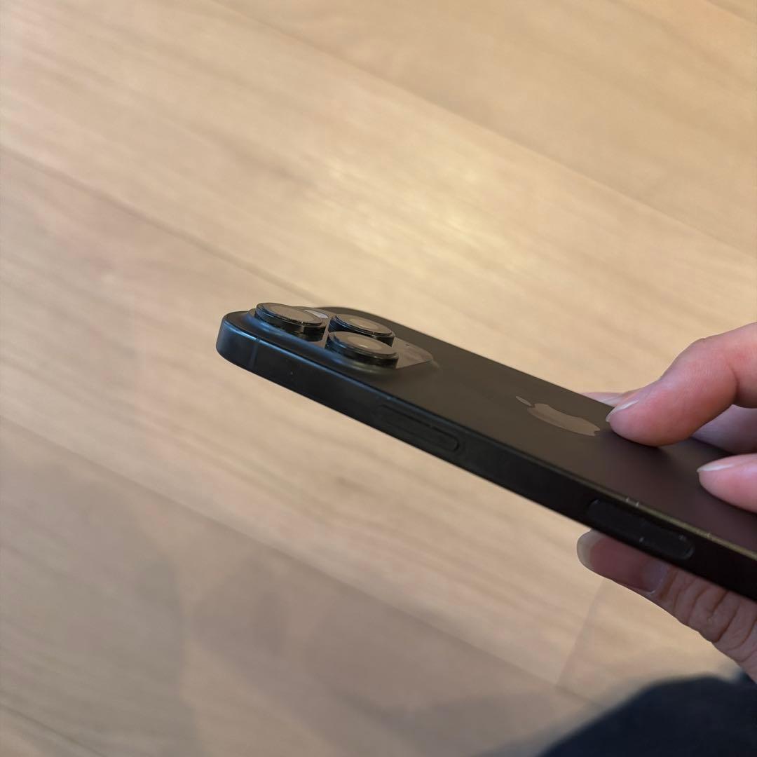 iPhone16pro 256GB 美品　simフリー