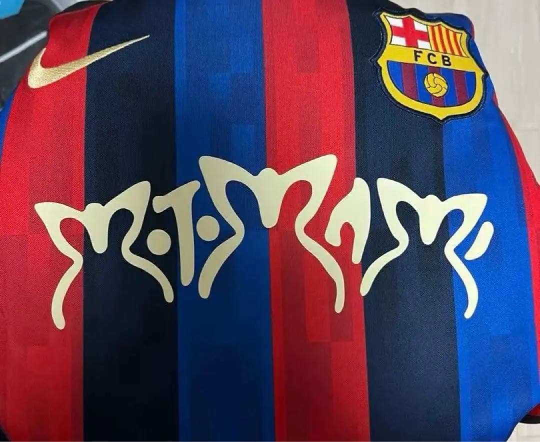 バルセロナ × Rauw Alejandro × Nike コラボユニフォーム