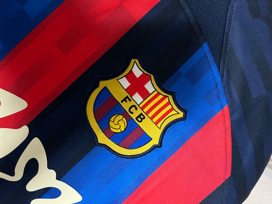 バルセロナ × Rauw Alejandro × Nike コラボユニフォーム