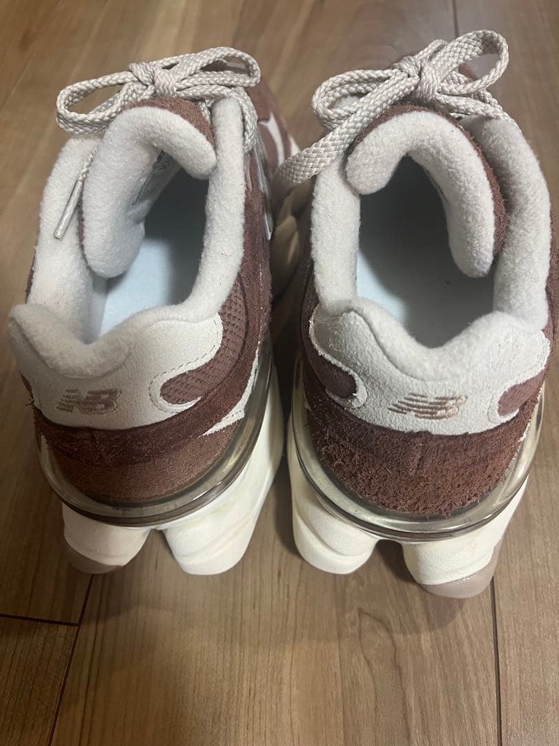 靴 New Balance U9060CCC