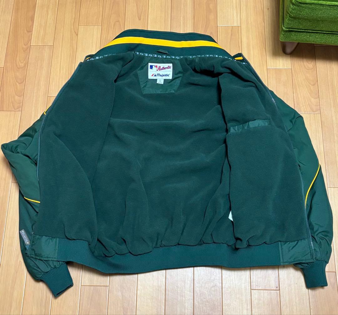 【最終値下げ】MLBオークランド・アスレチックス チームジャケット Ｌ