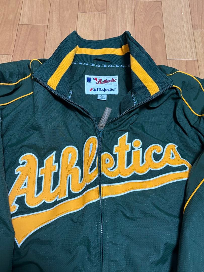 【最終値下げ】MLBオークランド・アスレチックス チームジャケット Ｌ