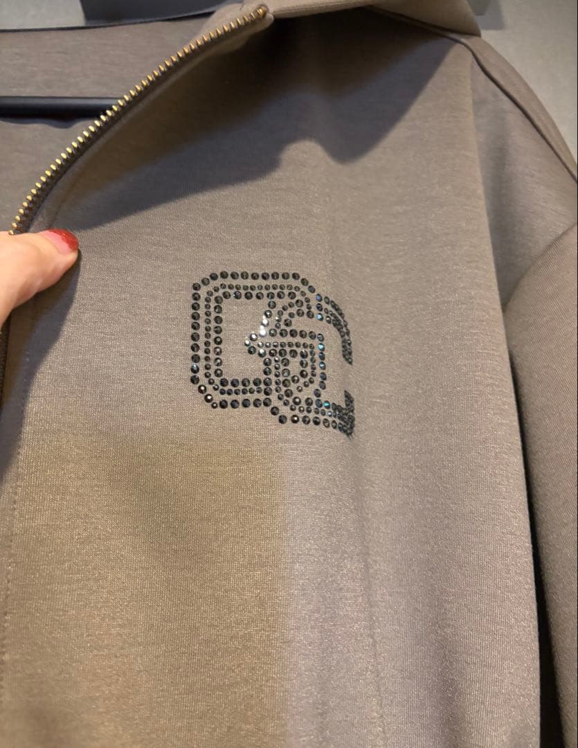 専用ページ　2025今季　ロゴドロストフーディ