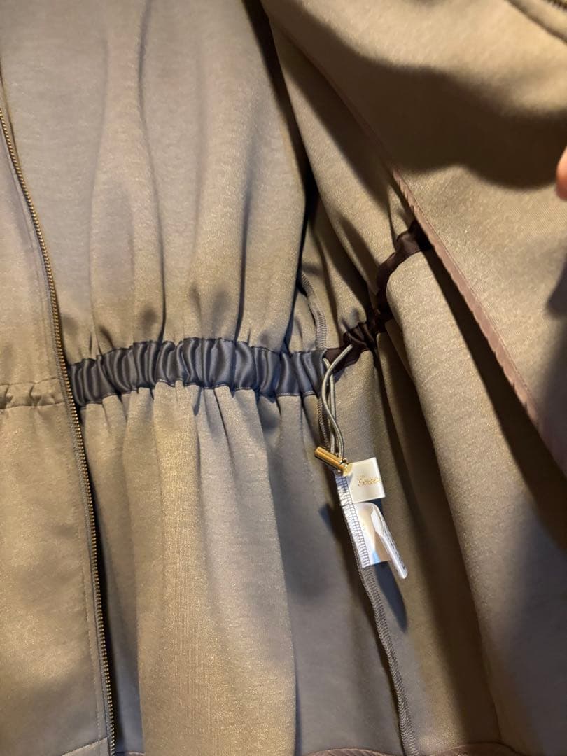 専用ページ　2025今季　ロゴドロストフーディ