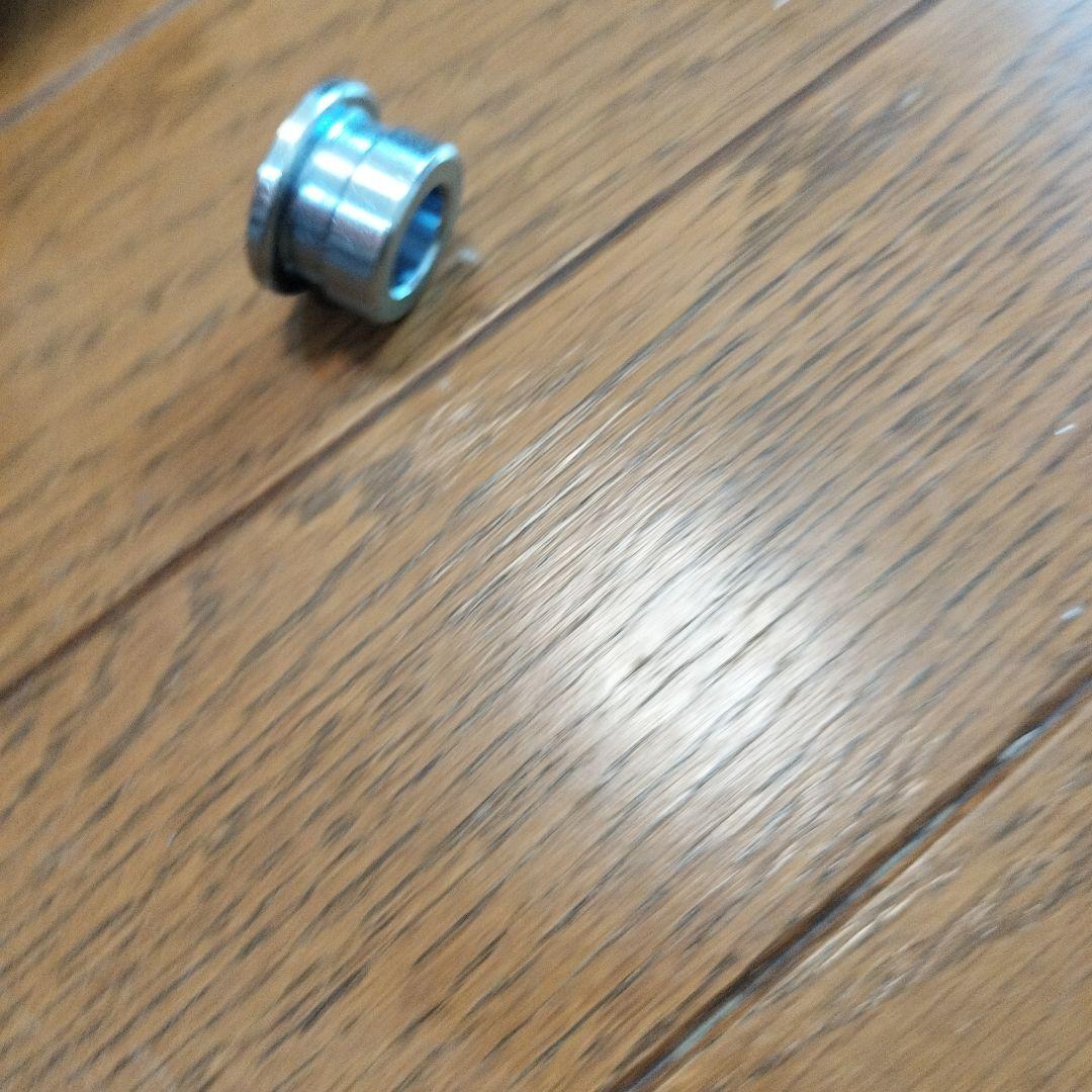 TLR200 リアブレーキパネル　シュー　リアホイールサイドカラー