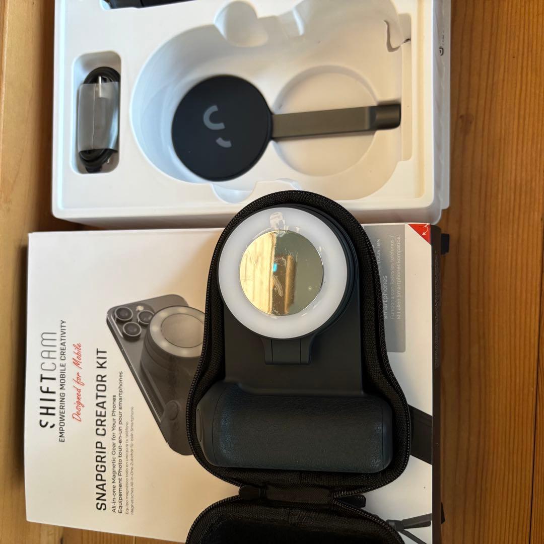 スマホアクセサリー ShiftCAM Creator Kit + SNAPSHOE