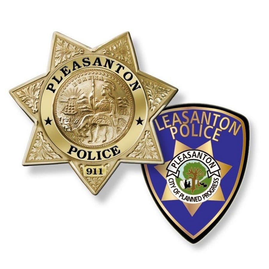 ろ*け様 実物 中古 CA州ポリスバッジ