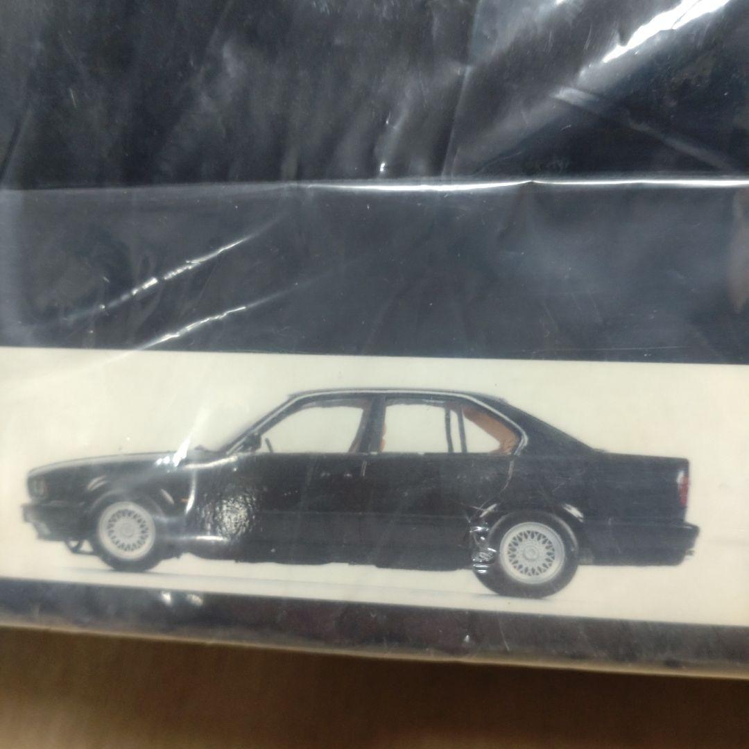 【新品・未開封】MINICHAMPS  535i 1988 1:18