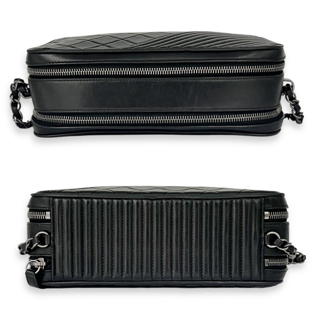 【極美品】ボーイシャネル　マトラッセ　シェブロン　チェーンショルダー　黒　830