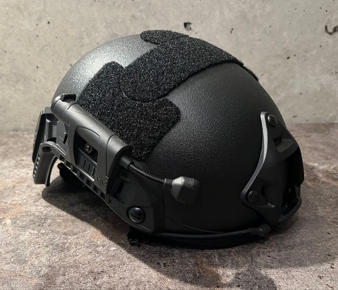 ＦＭＡ製 マリタイムヘルメット・ナイトビジョン　コムタック　レプリカ　pvs31