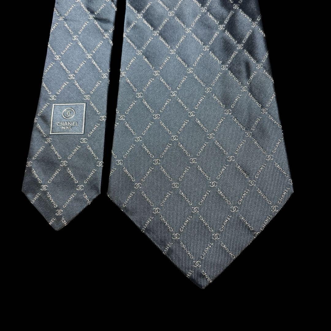 CHANEL ココマーク 総柄 ロゴ入り ネクタイ 未使用 シルバー