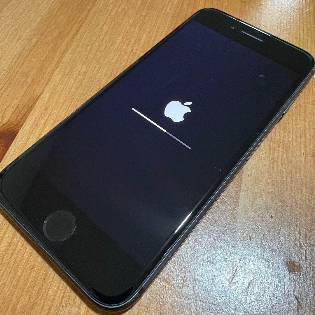 iPhone8 64GB スペースグレイ SIMロックなし バッテリー100%