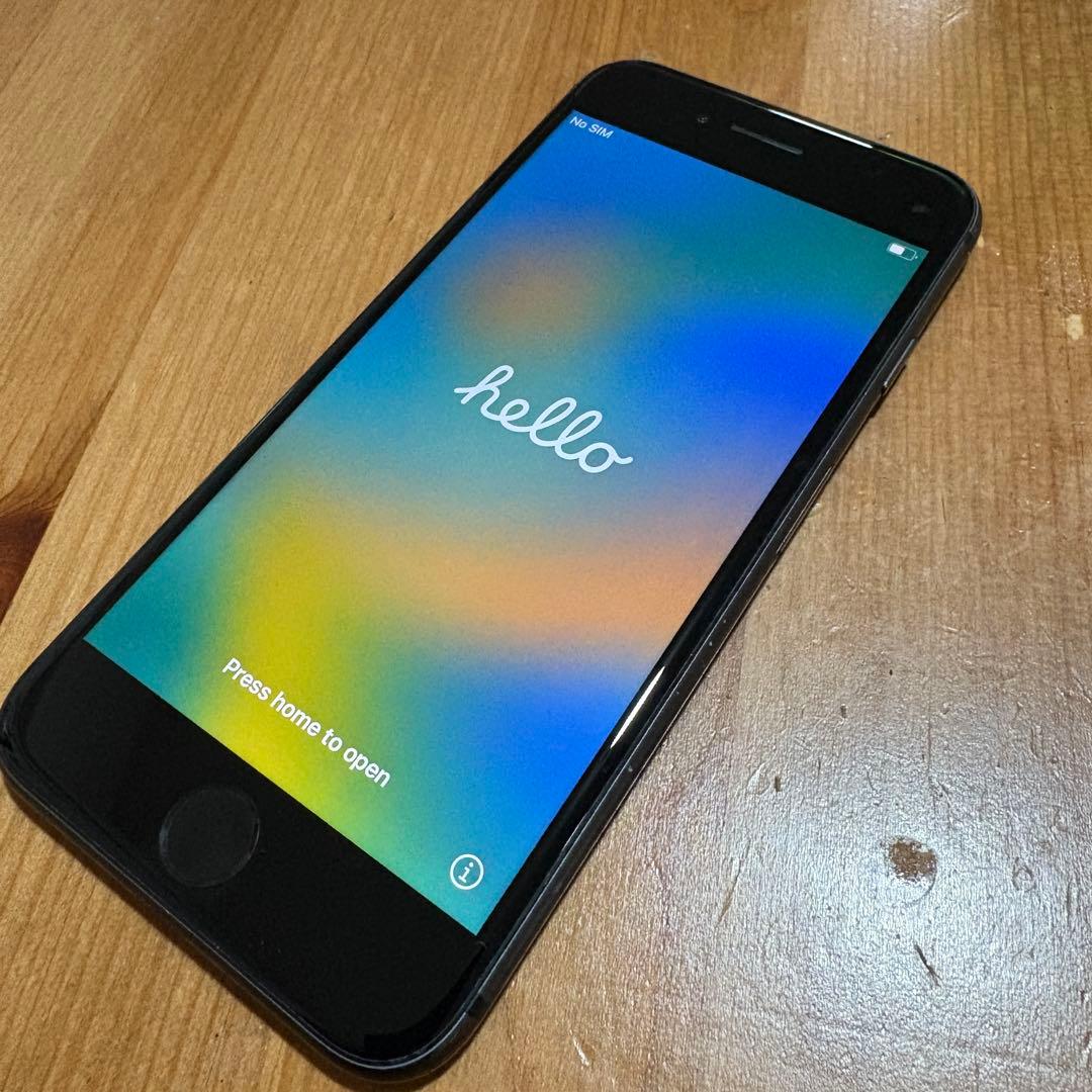 iPhone8 64GB スペースグレイ SIMロックなし バッテリー100%