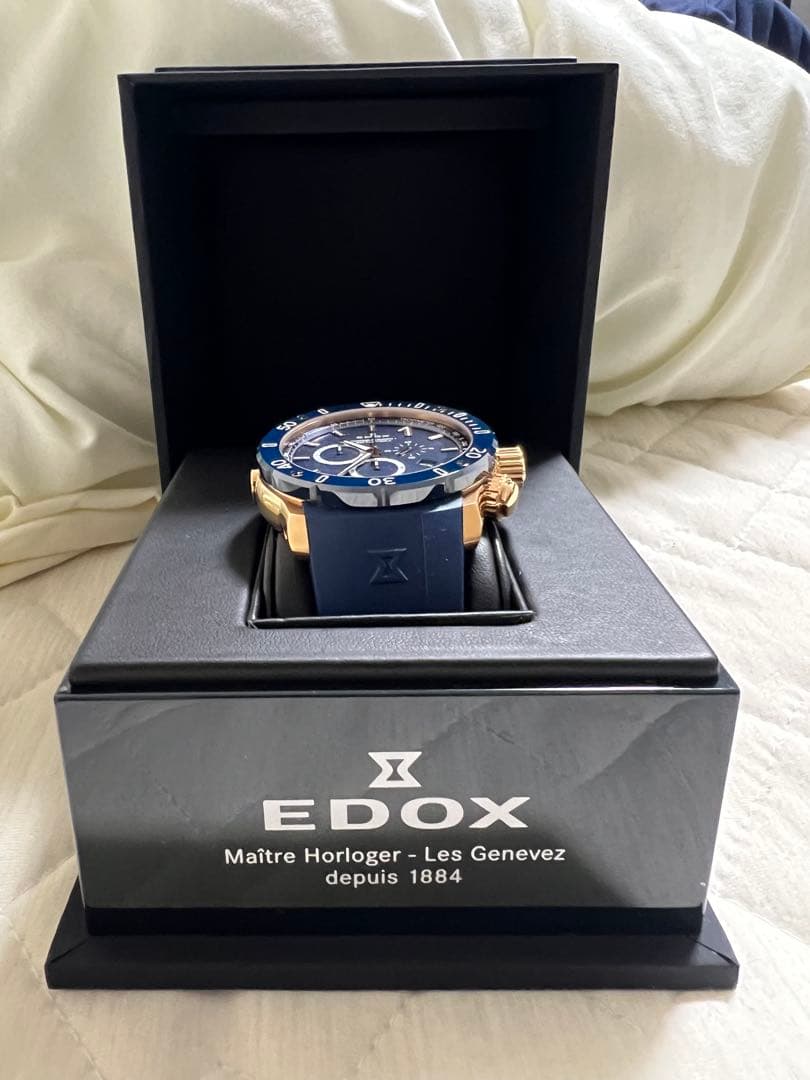 【極美品】EDOX クロノオフショア1 腕時計　クロノグラフ　クォーツ