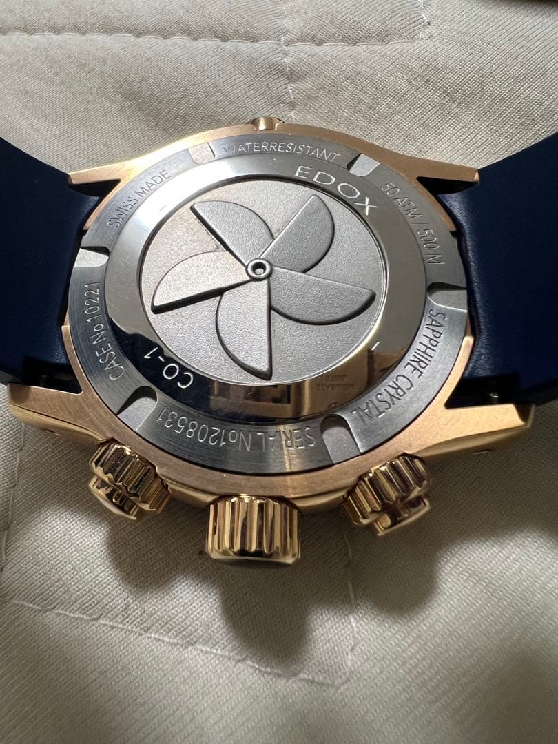 【極美品】EDOX クロノオフショア1 腕時計　クロノグラフ　クォーツ