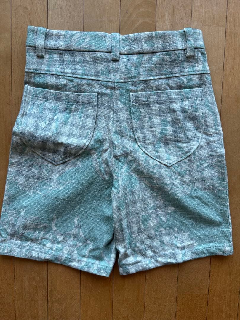 LOUIS VUITTON 水色柄ショートパンツ