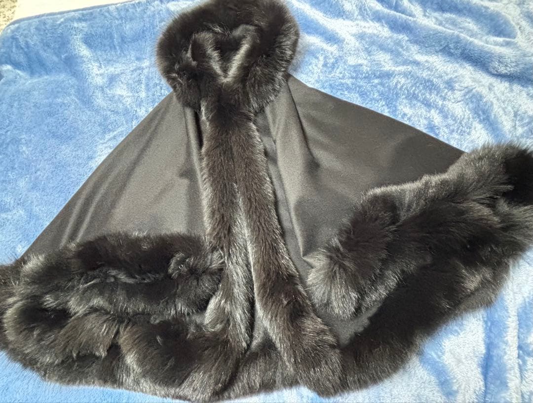 黒マントフォックストリミング付き