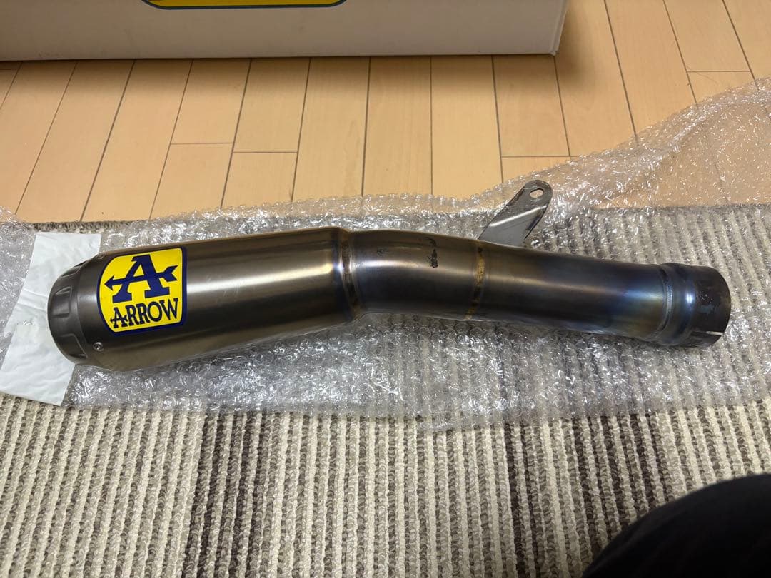 cbr1000rr-r(2020〜2023)ARROW マフラー