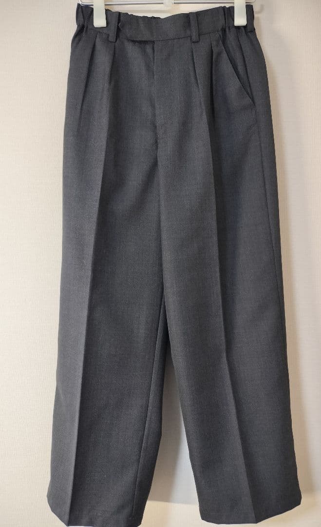 【shiun】STRAIGHT TUCK TROUSERS ・XSサイズ