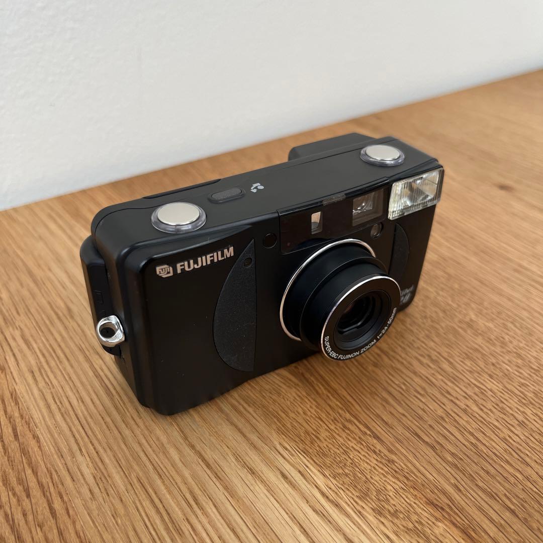 【希少】FUJIFILM Silvi F2.8 コンパクトカメラ