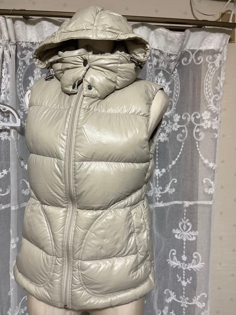 バーバリー　ロンドン　ダウンベスト