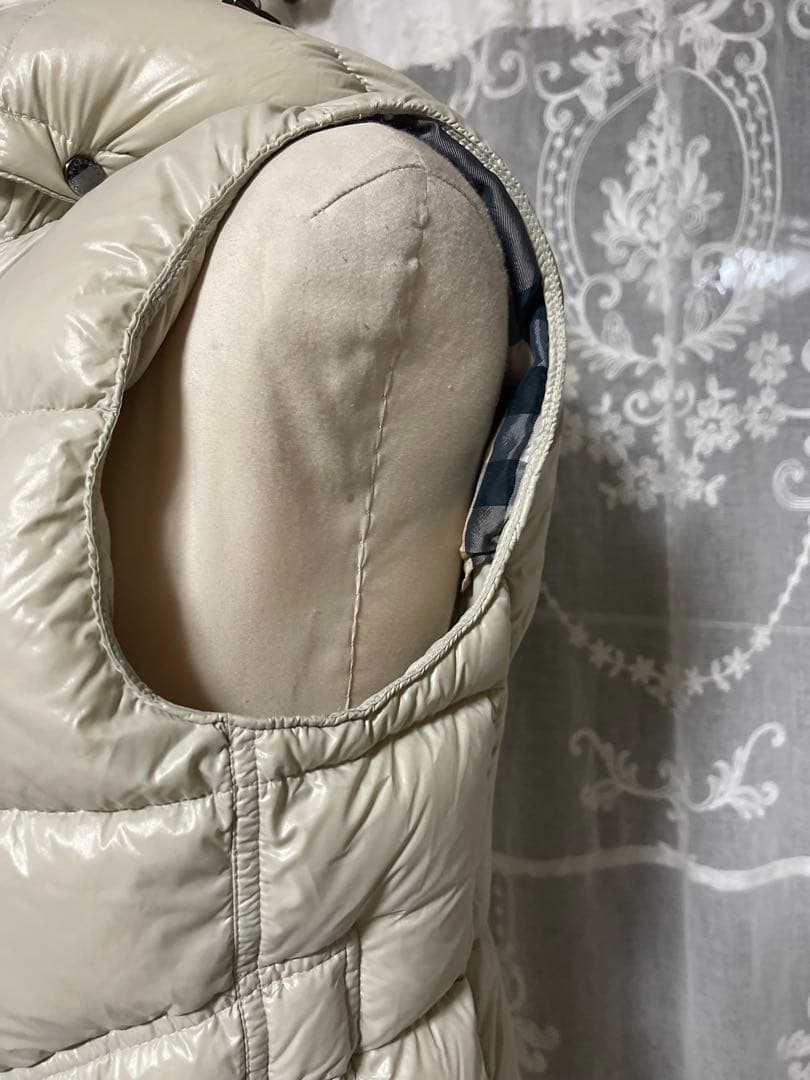 バーバリー　ロンドン　ダウンベスト