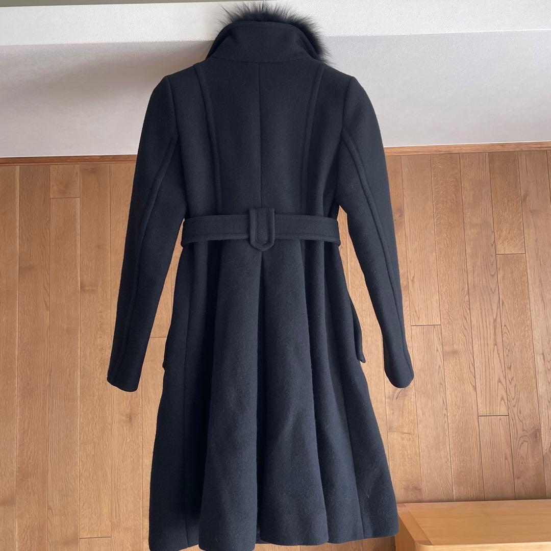 バーバリーブルーレーベル フォックスファー　ベルト　付き ロングコート 黒.