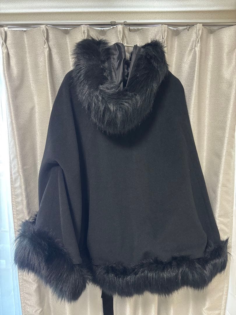 ロイヤルパーティー ファーポンチョ ケープ