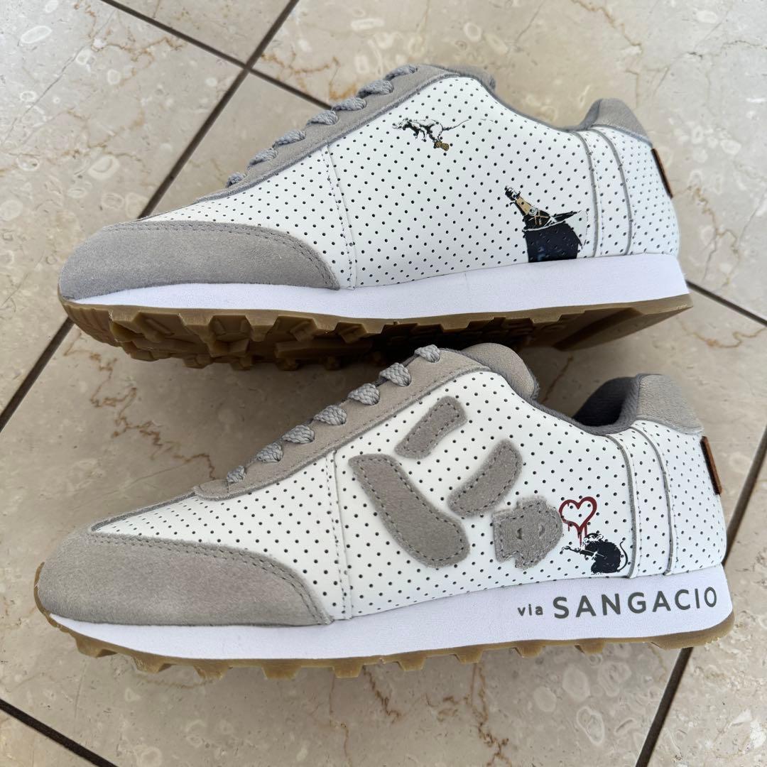 新品via SANGACIO Brandalised バンクシー スニーカー