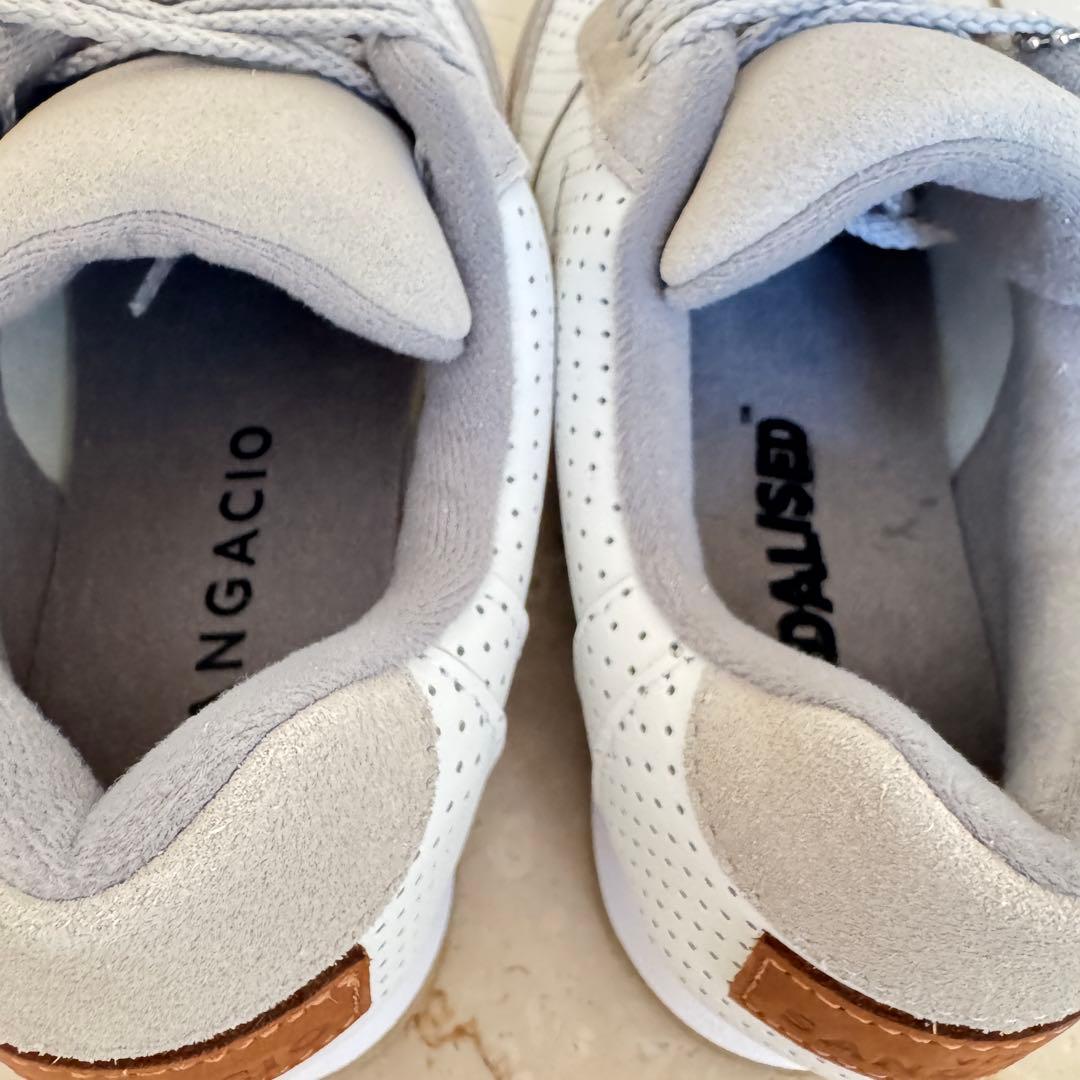 新品via SANGACIO Brandalised バンクシー スニーカー