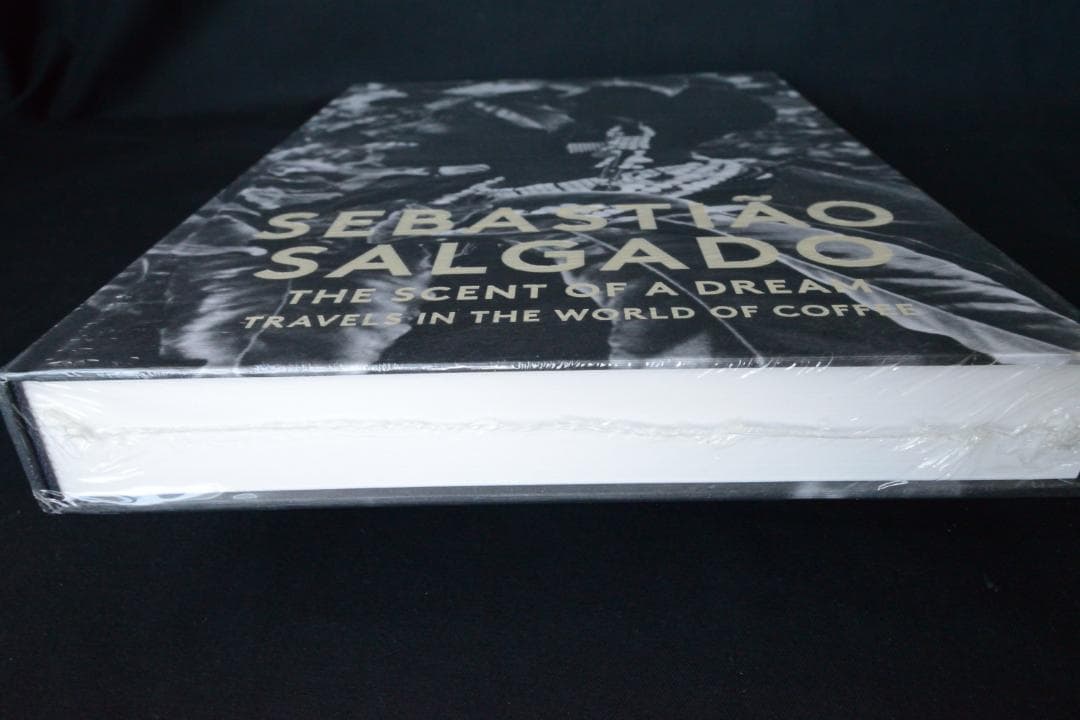 【 Sebastiao Salgado：Scent of a Dream】未開封