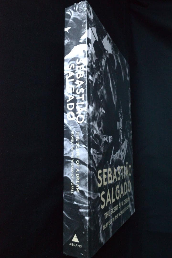 【 Sebastiao Salgado：Scent of a Dream】未開封