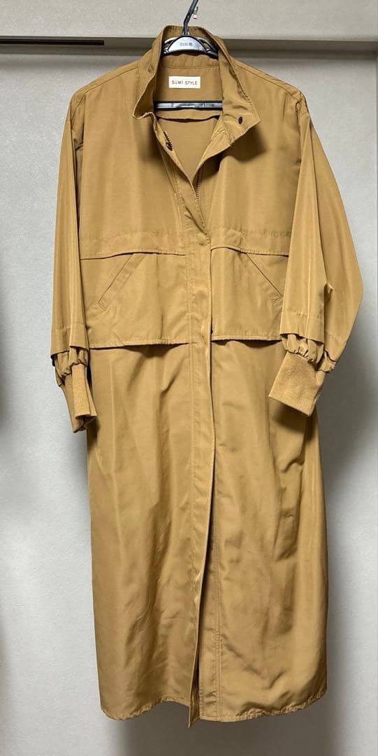 馬刺繍入りレイヤード風コート(スミスタイル)