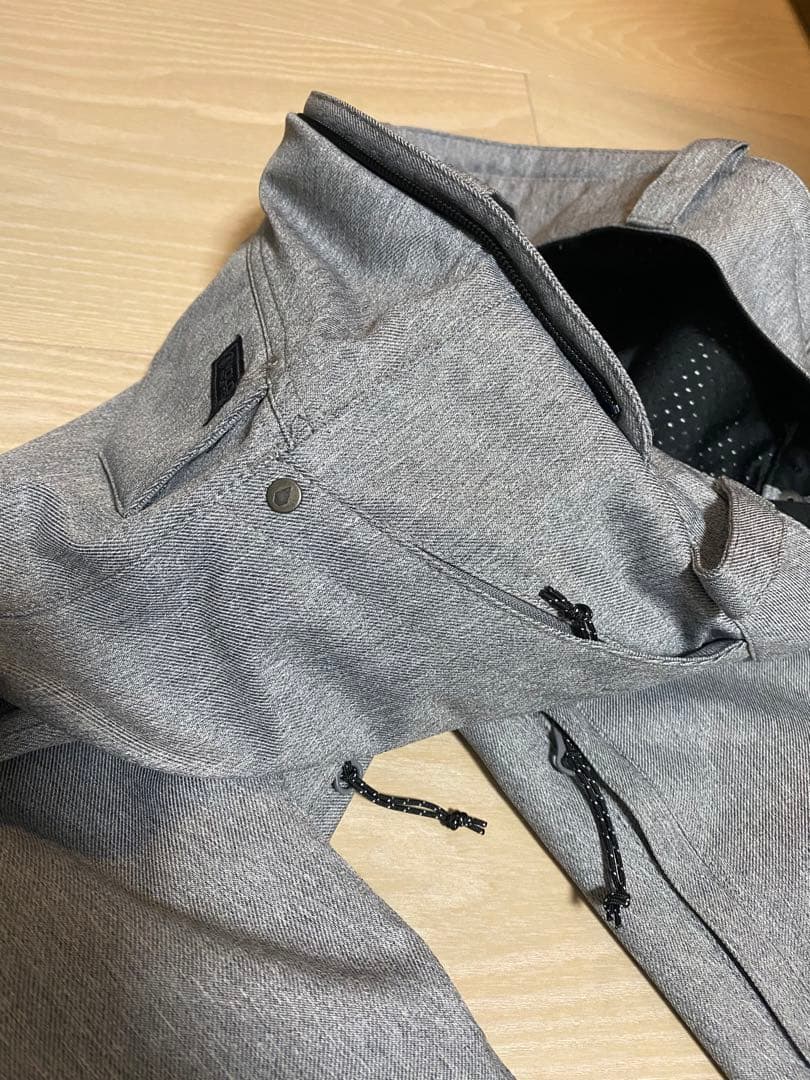 VOLCOM ボードパンツ　美品